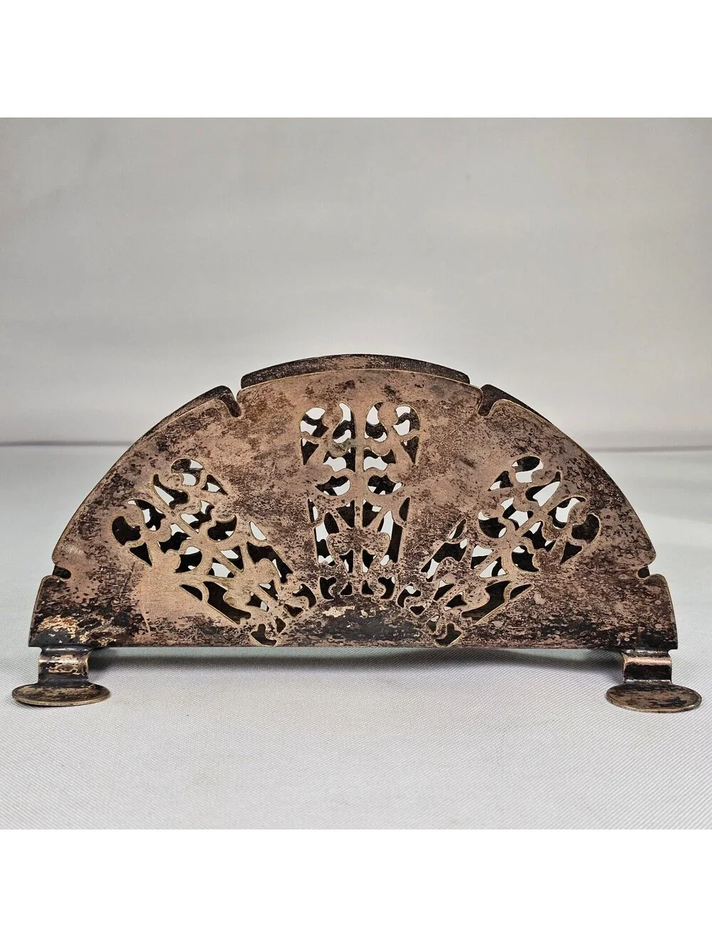 Vintage Silver Plated Fan Napkin Holder Filigree Ornate Metal Letter Caddy 6.5